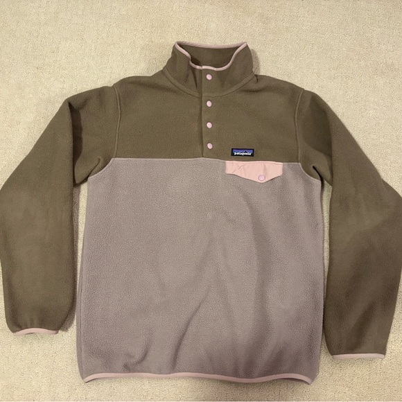 Patagonia Tops - Pategonia Two-Tone Fleece Pullover